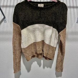 Crop size sweater